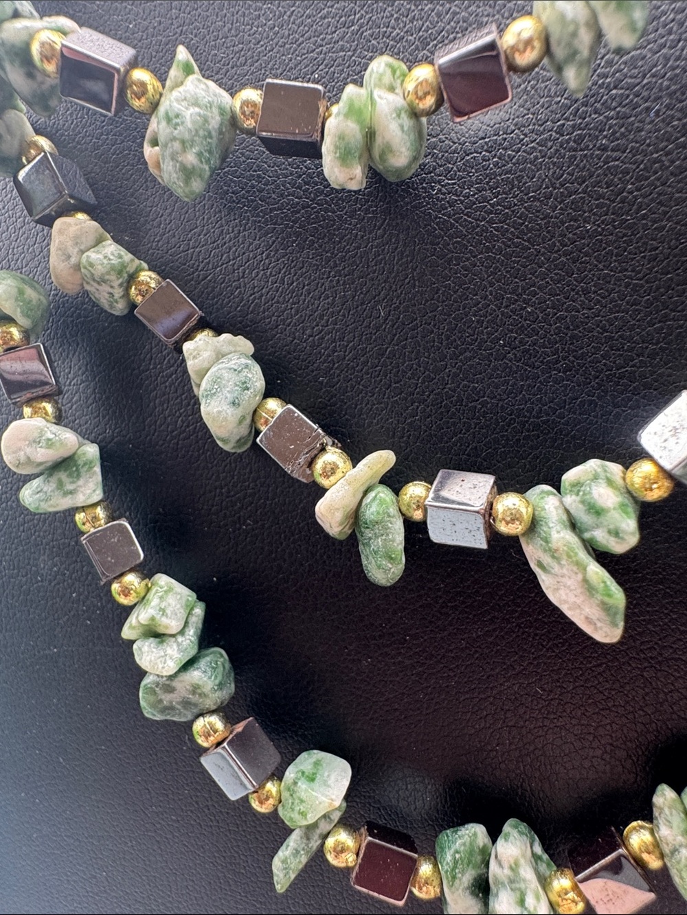 Green Multi-Strand Gemstone Necklace - Picture 3 of 4